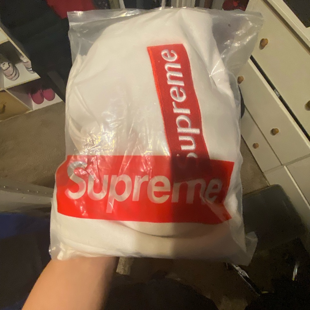 Supreme White Hoodie